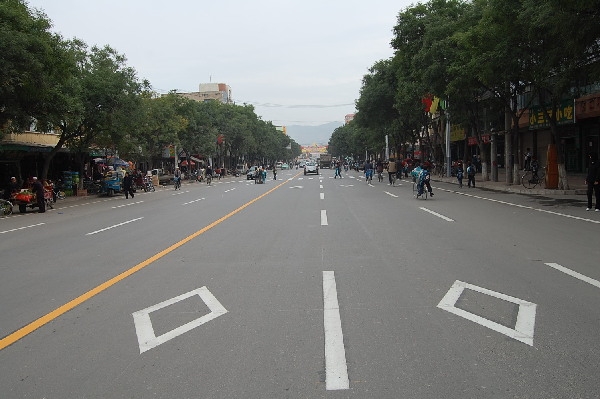 人行橫道棱形標記