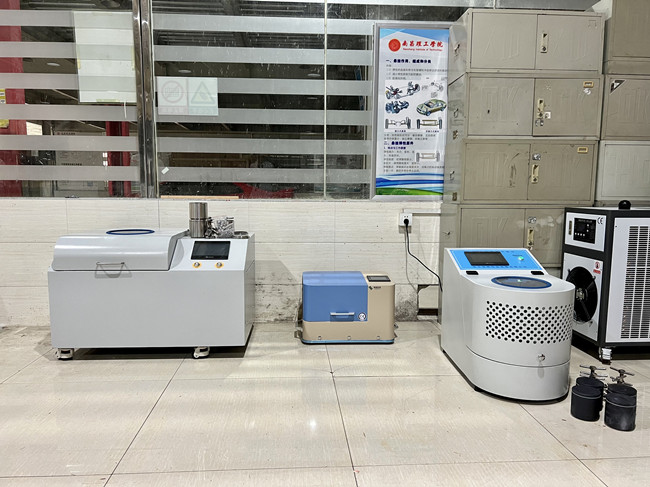 南昌理工學(xué)院全方位行星球磨機(jī)、行星式球磨機(jī)、桌面型行星球磨機(jī)